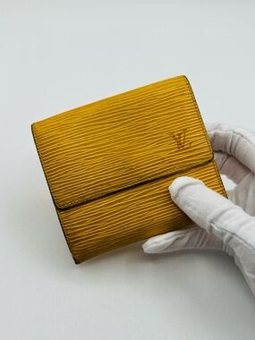Louis Vuitton Epi Wallet